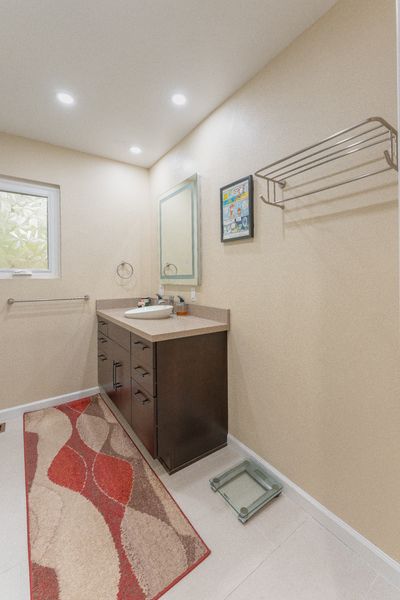 Agua Caliente — bathroom — Sonoma Residential Services